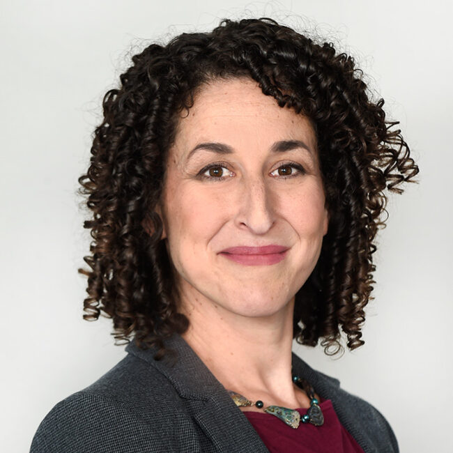 Headshot of Eva Telzer